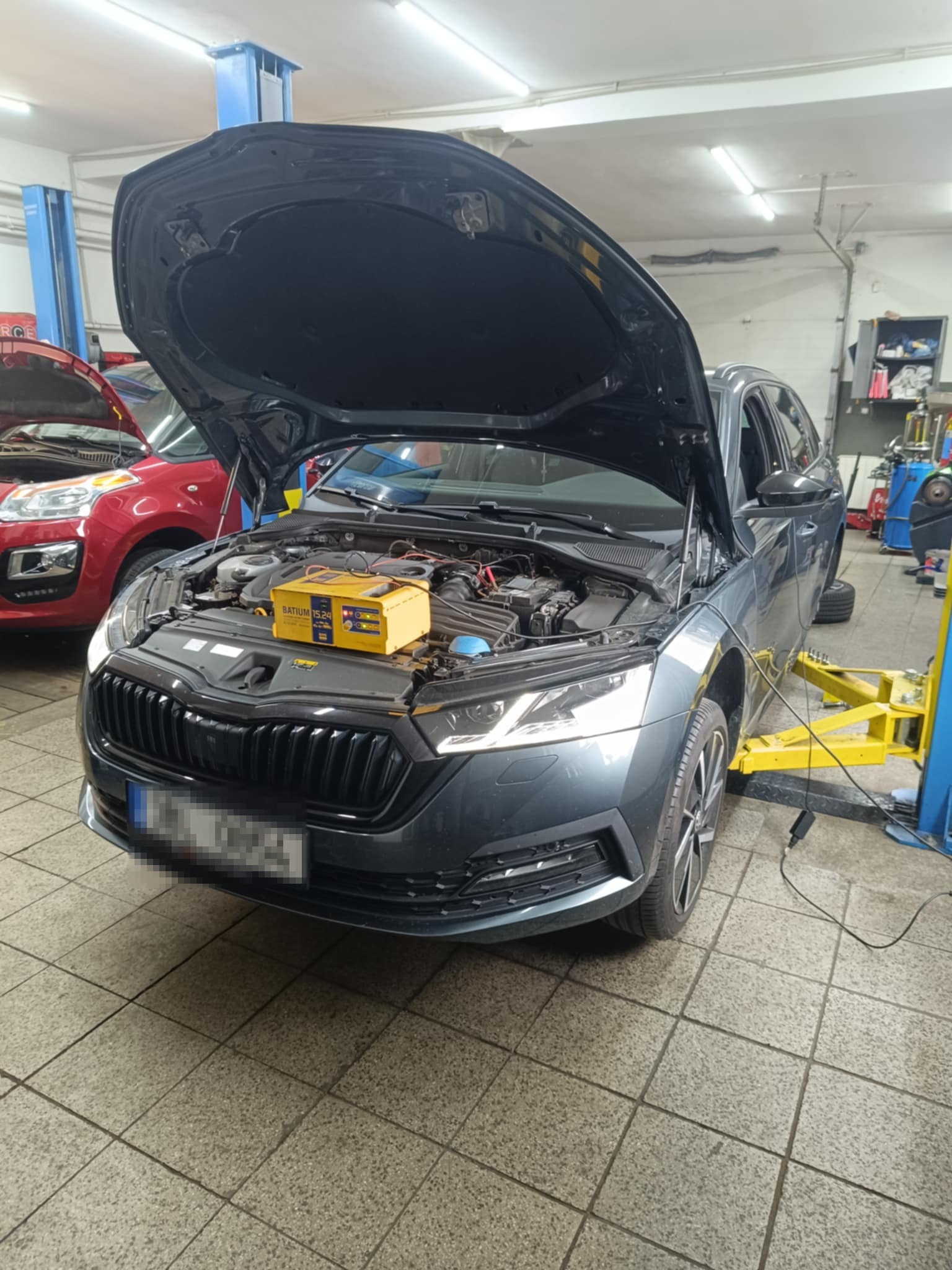 Servis a plnění klimatizací